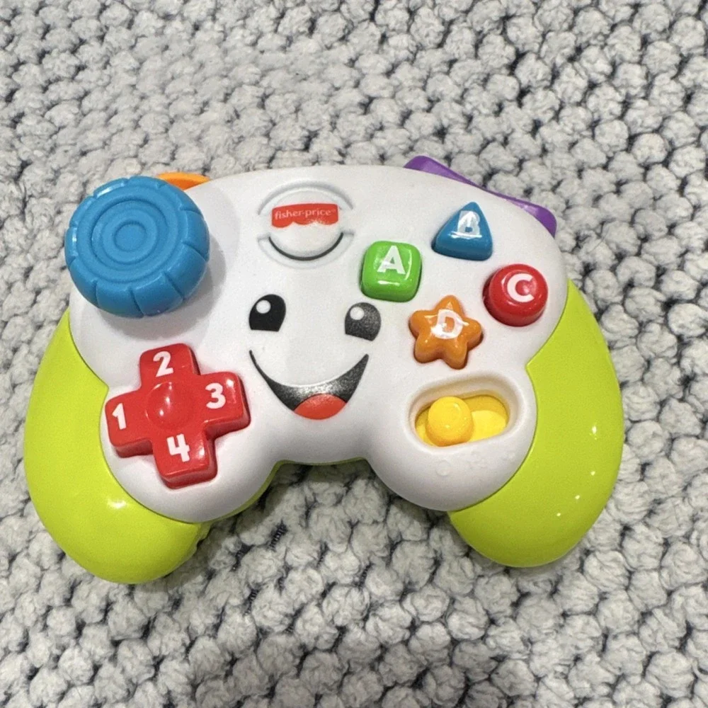 Fisher-Price Baby Learning Game Controller Light Up Sounds HWY71